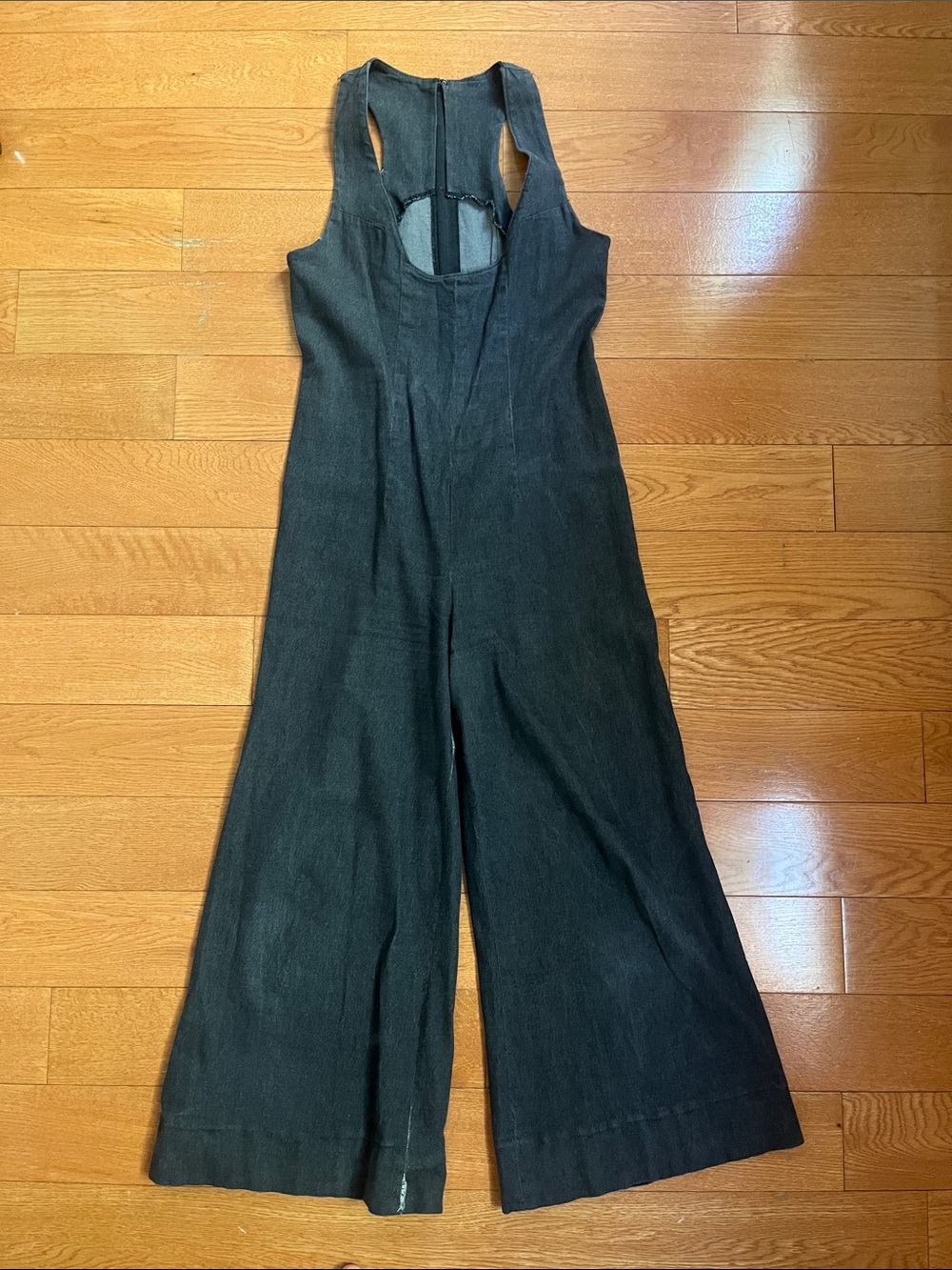 Vintage Sleeveless Black Denim Wide Leg U Neck Jumpsuit - Picture 3 of 4